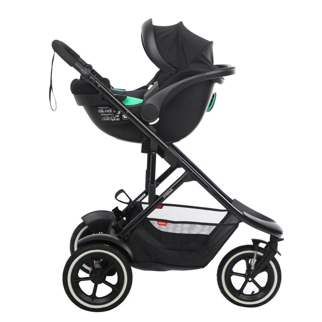 phil&teds sport verso with alpha i-size baby capsule side view